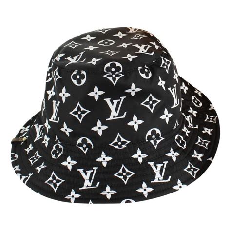 Chapeaux & Bonnets Louis Vuitton pour homme .